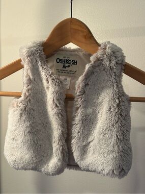Oshkosh B'Gosh Faux Fur Vest 6M